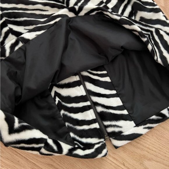 Y2K Vintage Xhileration Women’s Zebra Vest Zipper Medium - Picture 5 of 7